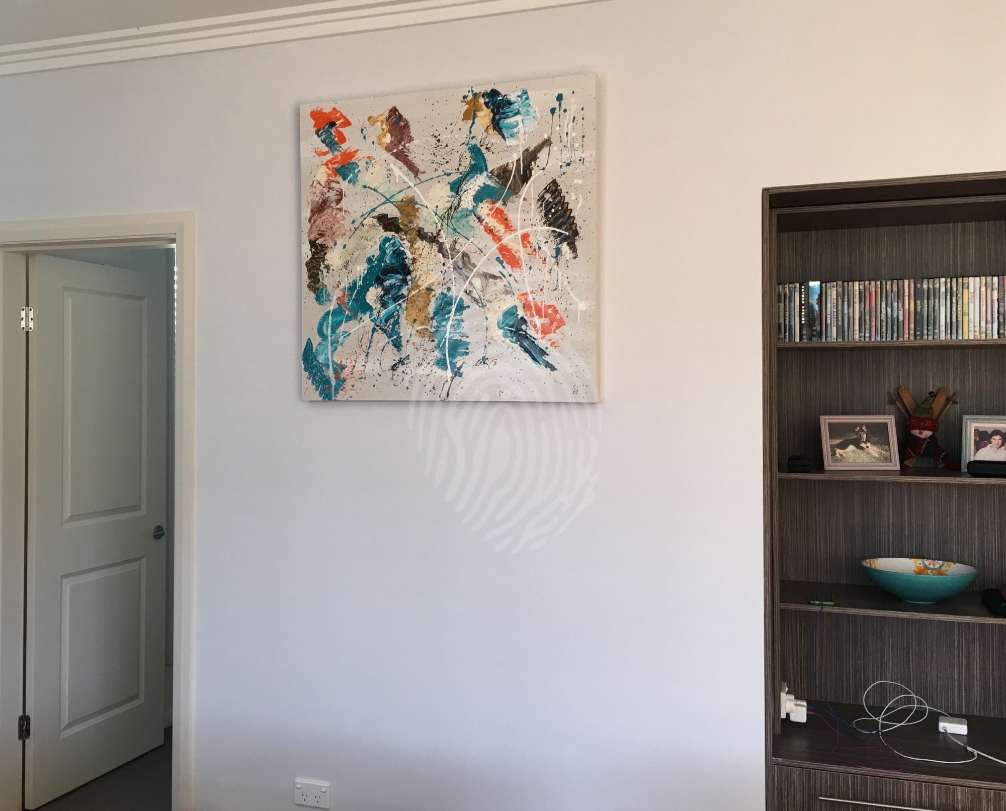 first-impressions-bronwyn-muzzin-exl3-bluethumb-art