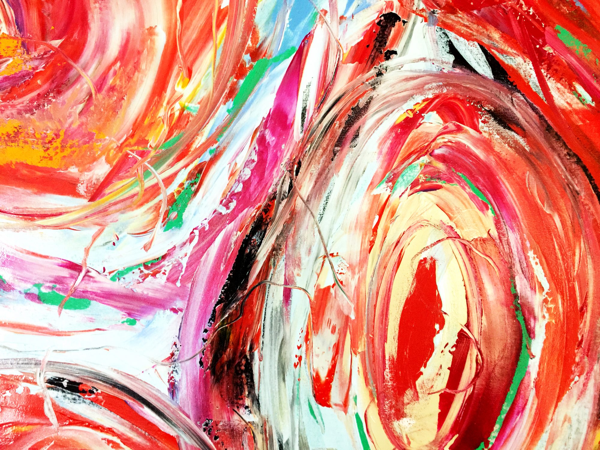 non-circular-feeling-closeup1