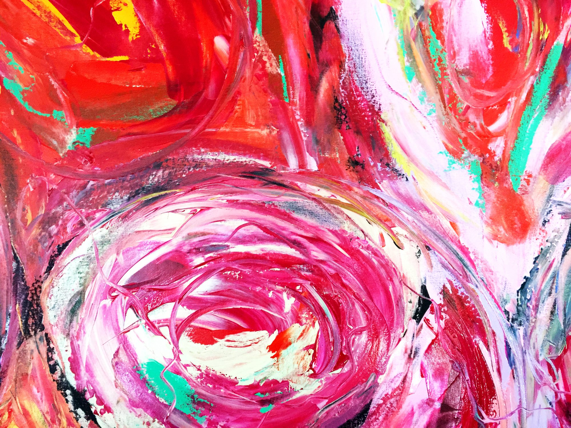 non-circular-feeling-closeup2