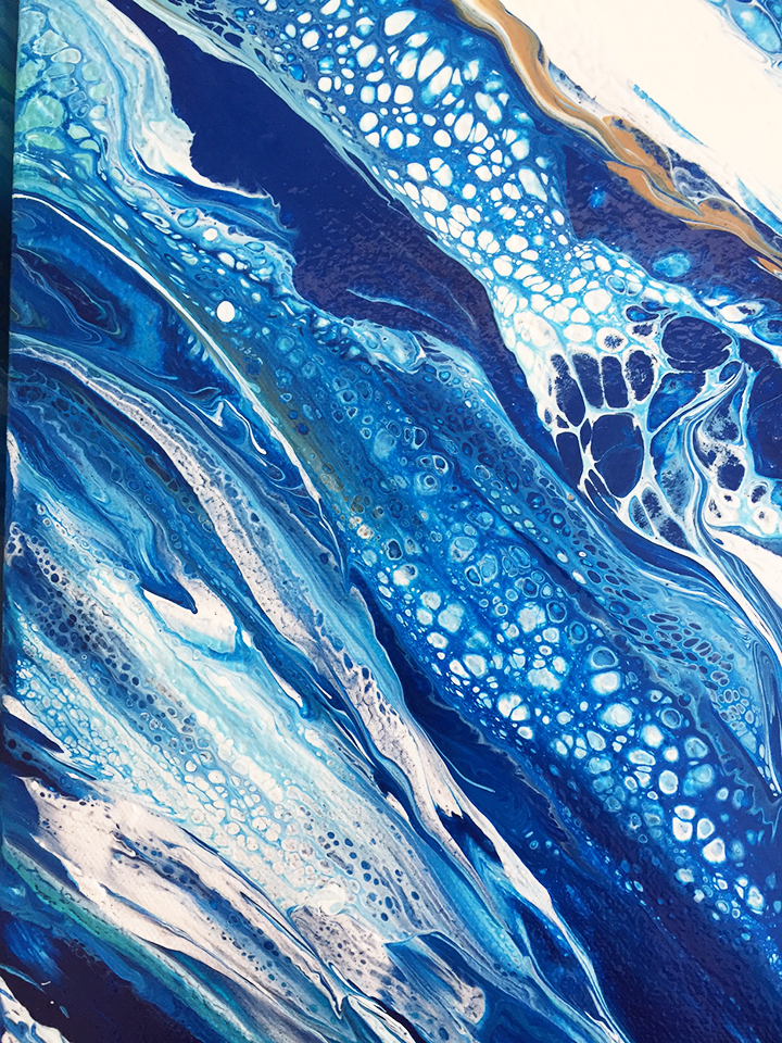 alternate-directions-close-up-d