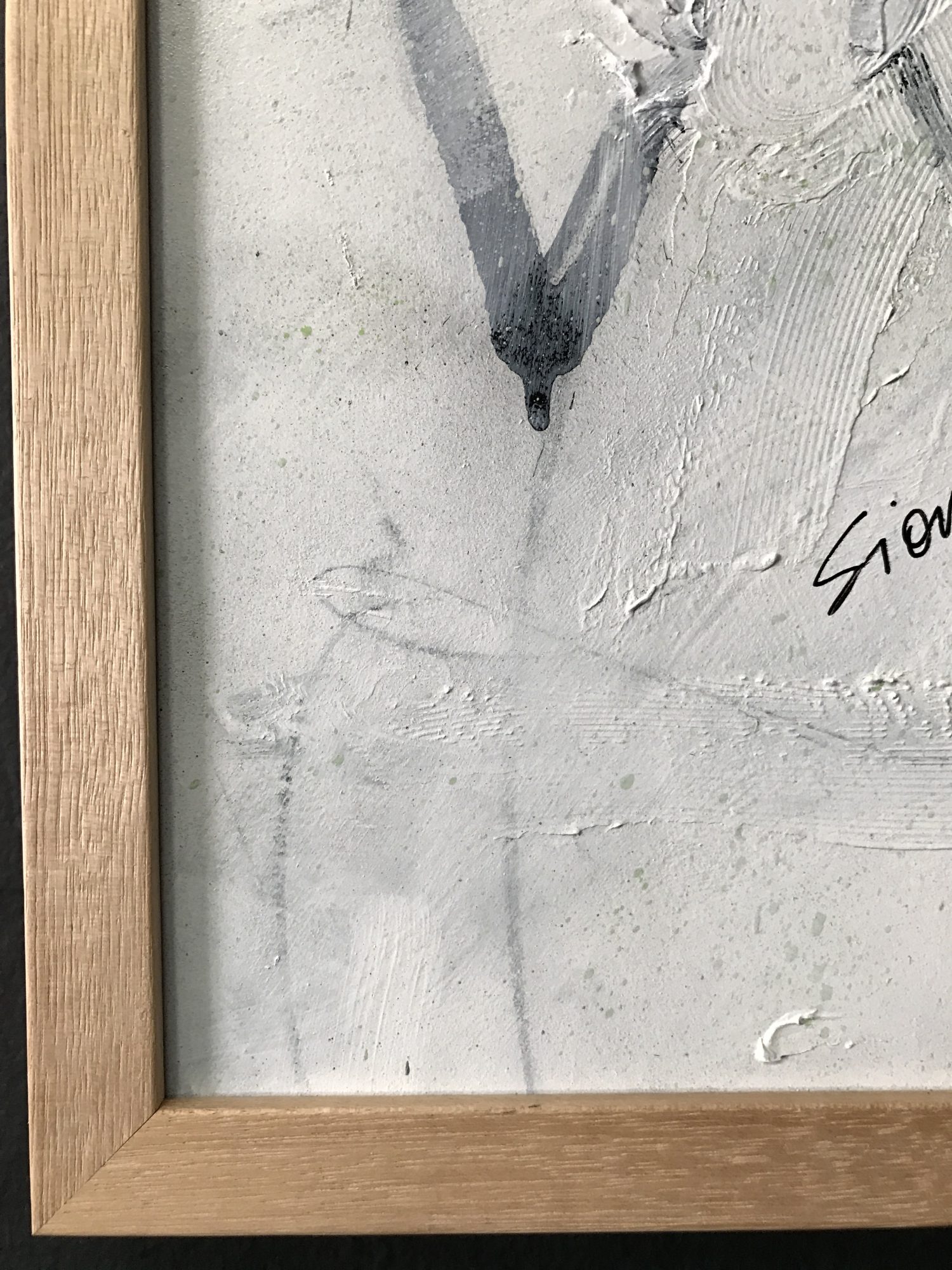 infiltrated-frame-close-up