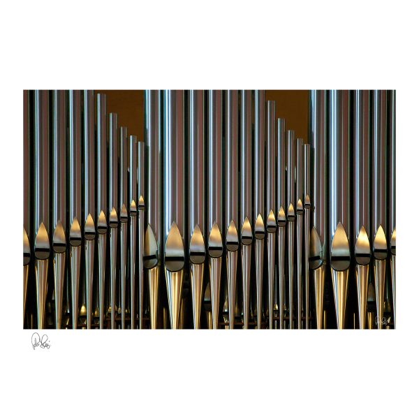 Pj 014.s Organ Pipes.75x75cm