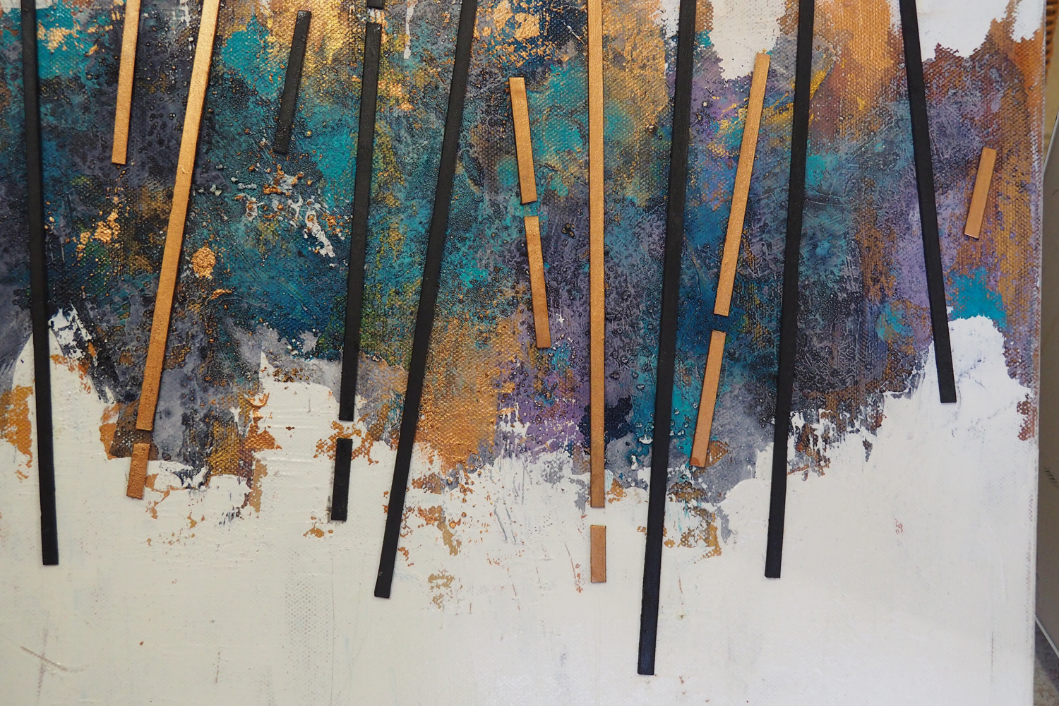 Between The Lines Detail