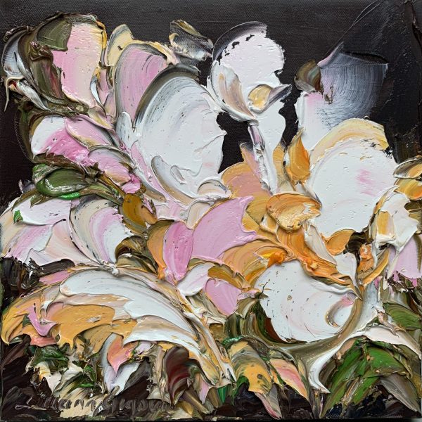 33 White Magnolia No 3, 31x31cm