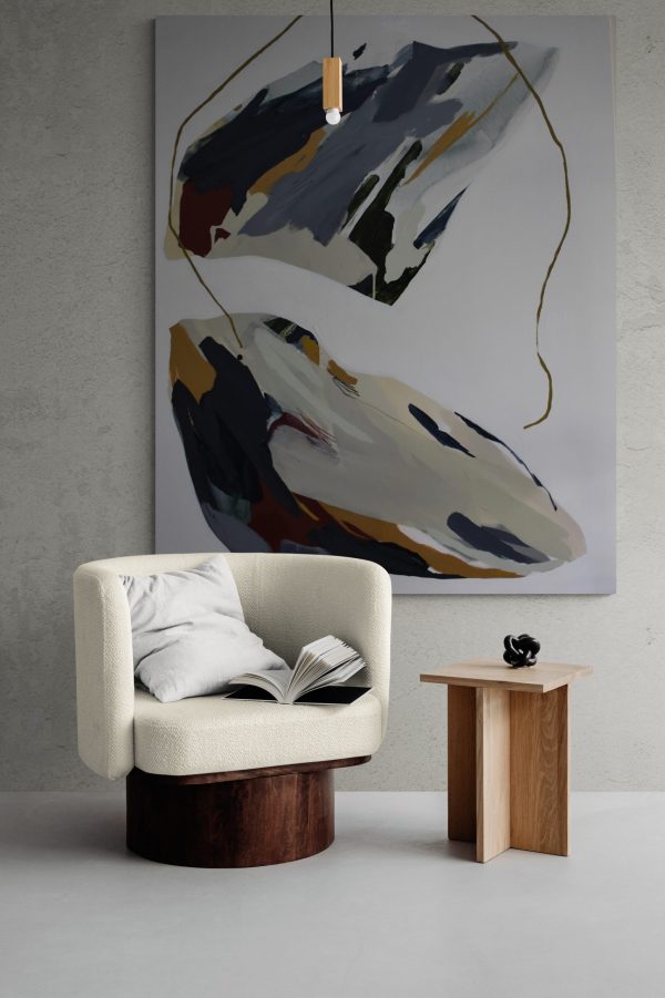 Julia Chuquis Where Water Meets Earth 152x122 Insitu3