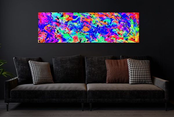 Vivid Intersection Roomuv