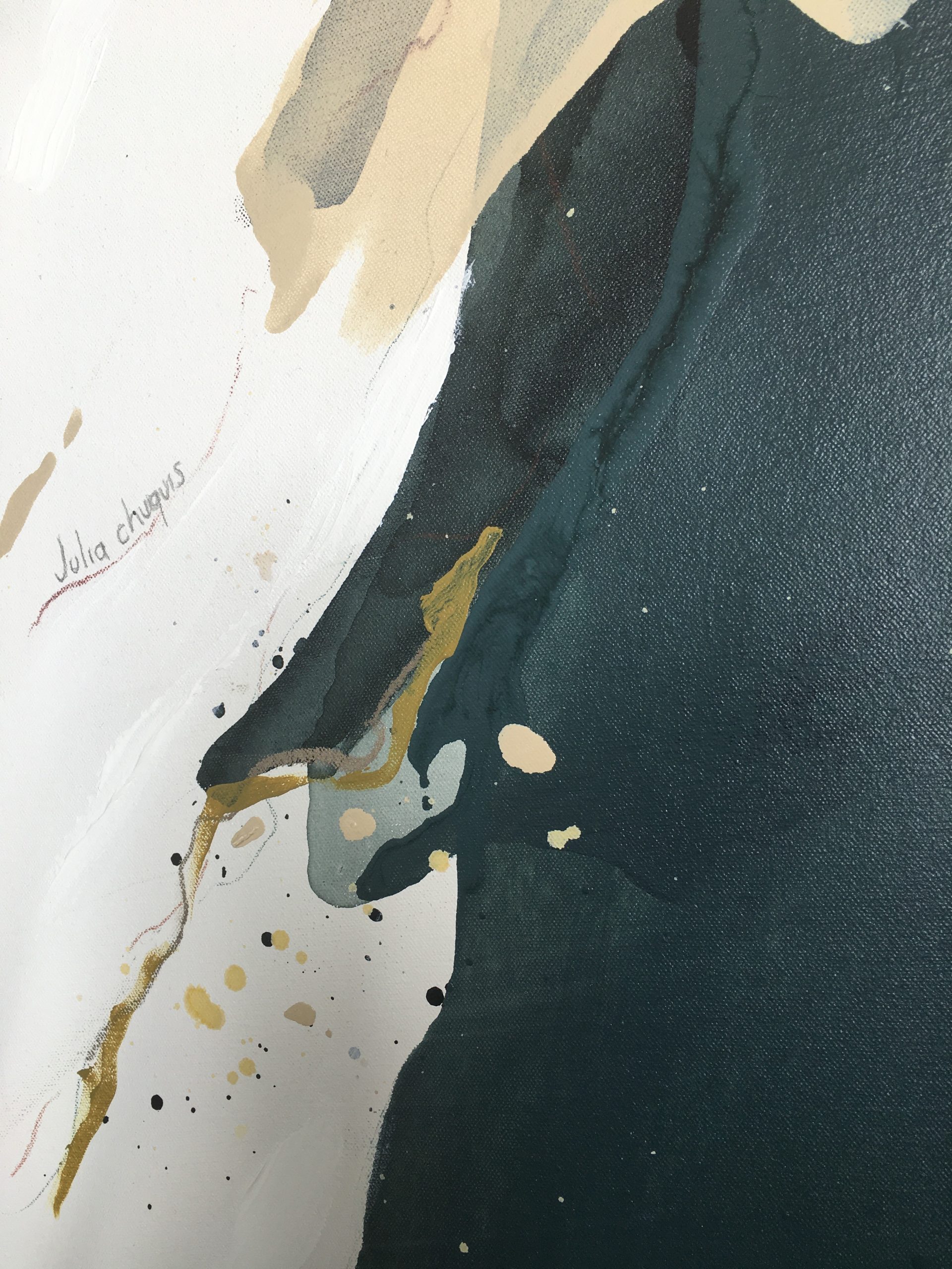 Julia Chuquis Burst Of Creation 200x150 Close3