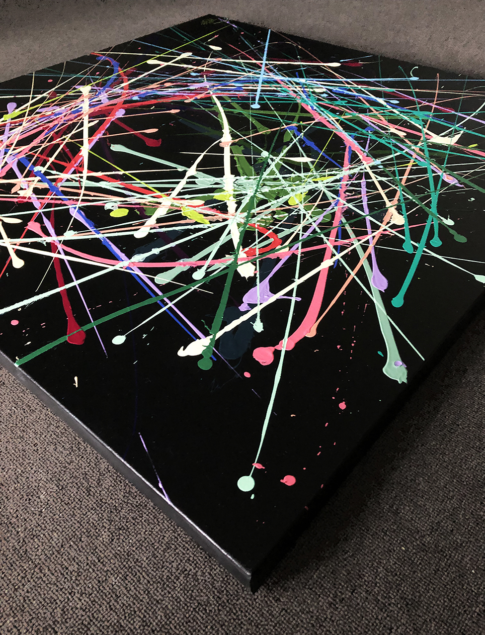 Catherine Wheel Top Corner Lr