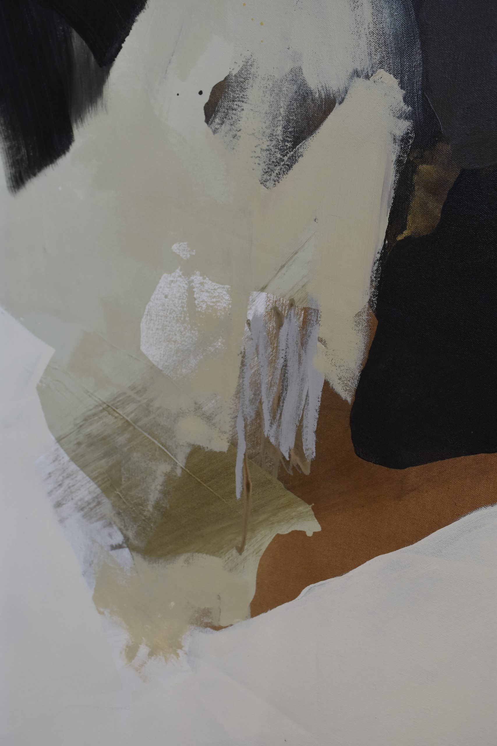 Julia Chuquis The Rock Behind The Waterfall 240x130 Close1