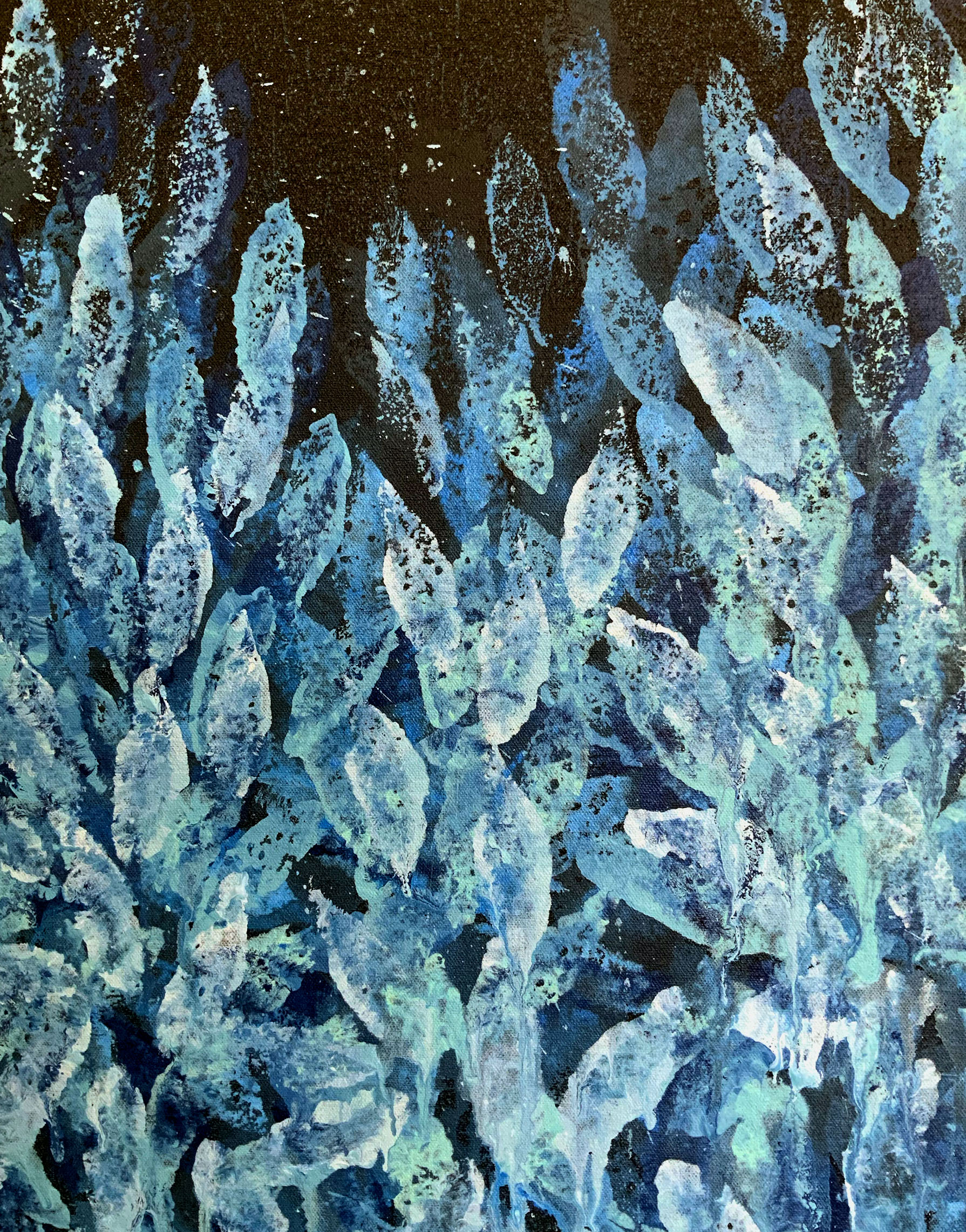 Sydney Artist Leni Kae Closeup As Teh Frost Melts From The Petals