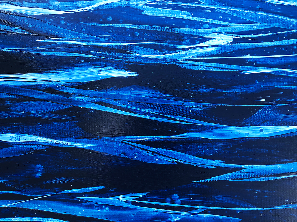 Under The Surface Close 2 Lr