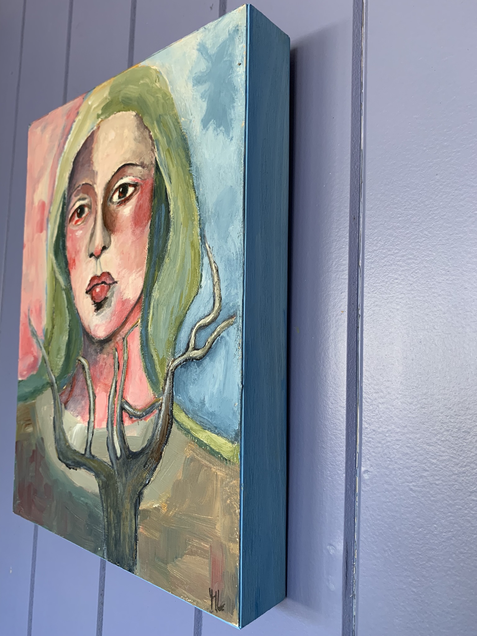 Luisa Di Foligno Side View