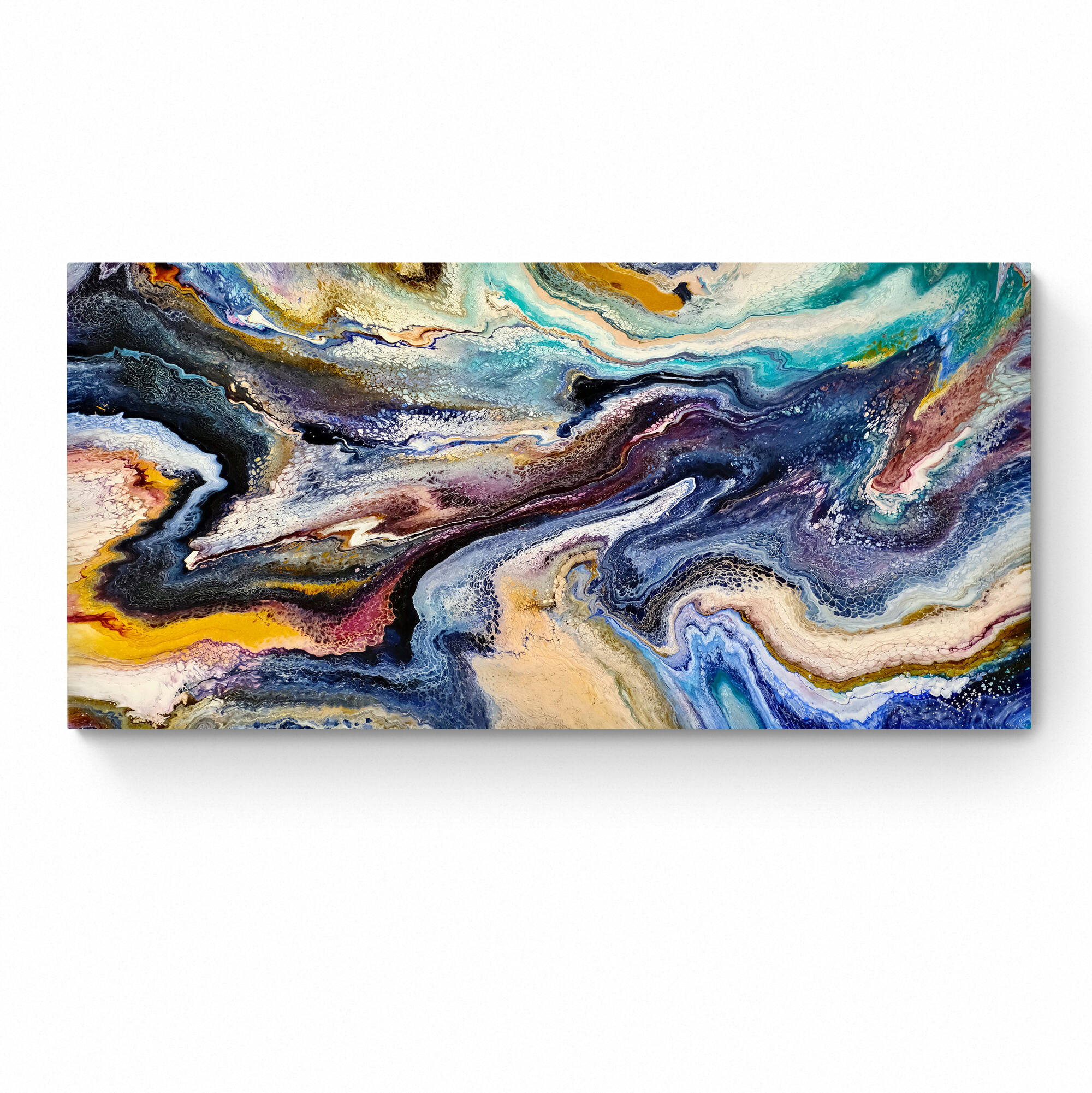 Clean And Simple Room (33)