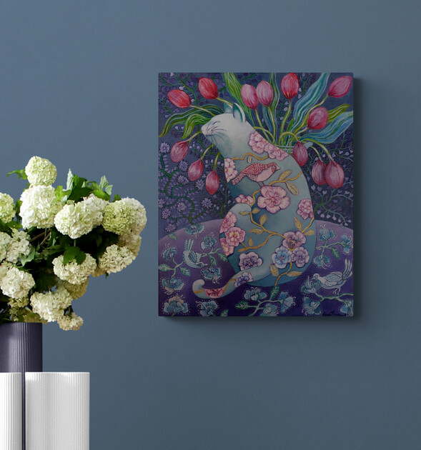 Fionathorningcatwithtulipsinsituone