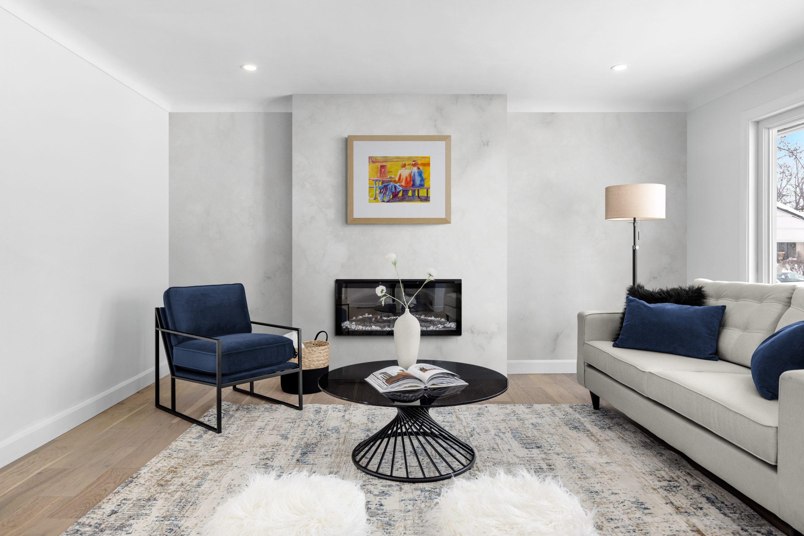 Comfy Modern Living Room With Fireplace(8)