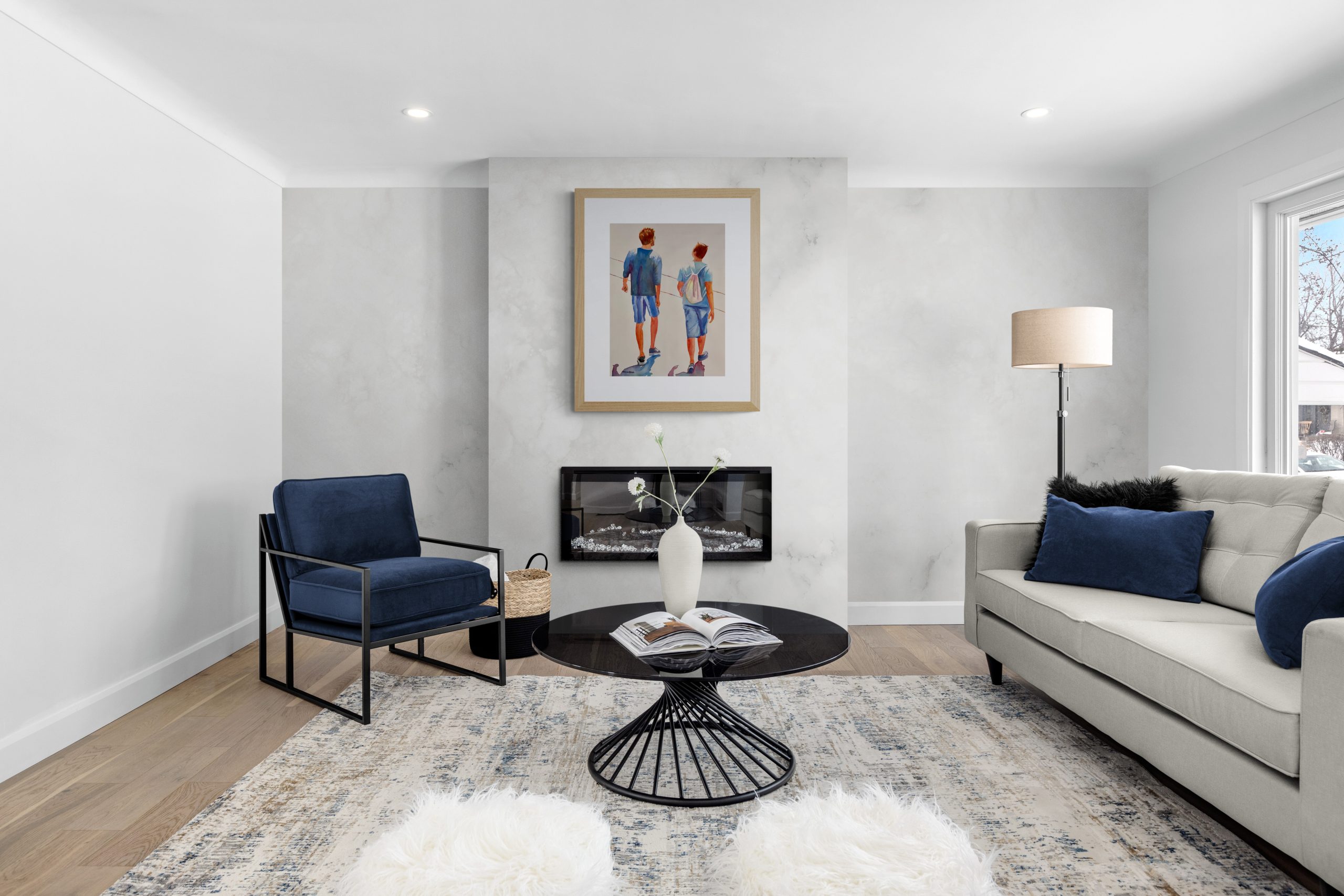 Comfy Modern Living Room With Fireplace(19)