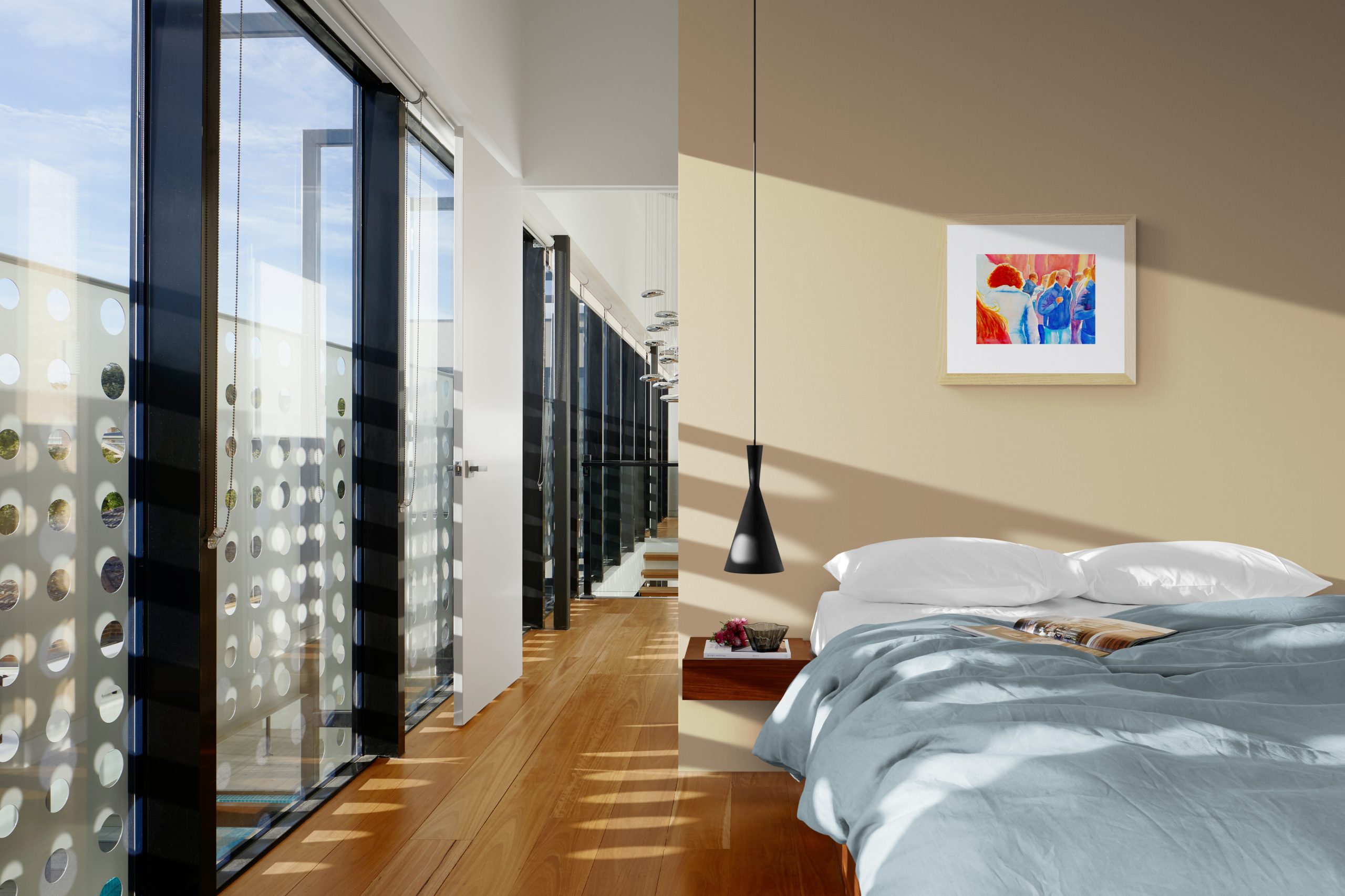 Stylish Apartment Bedroom With Large Windows(13)