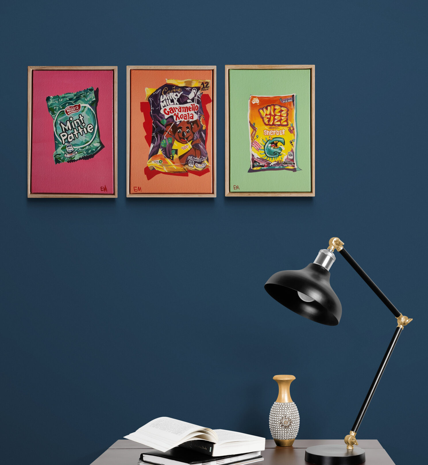 Small Desk With Black Lamp