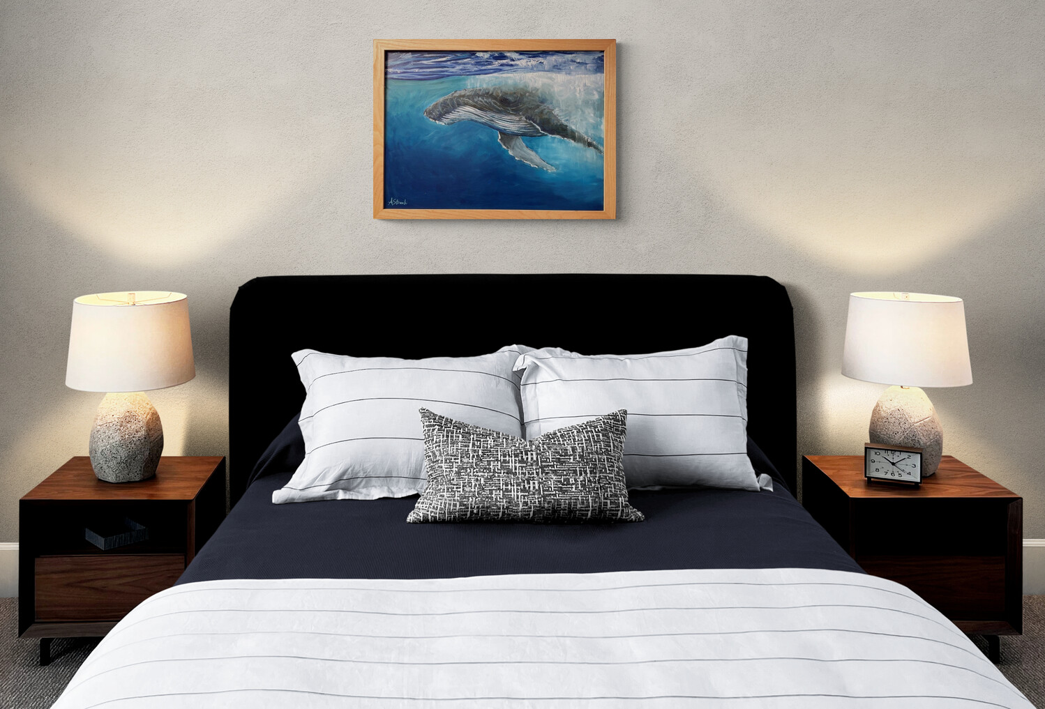 Comfy Bedroom With Side Tables And Lamps (4)