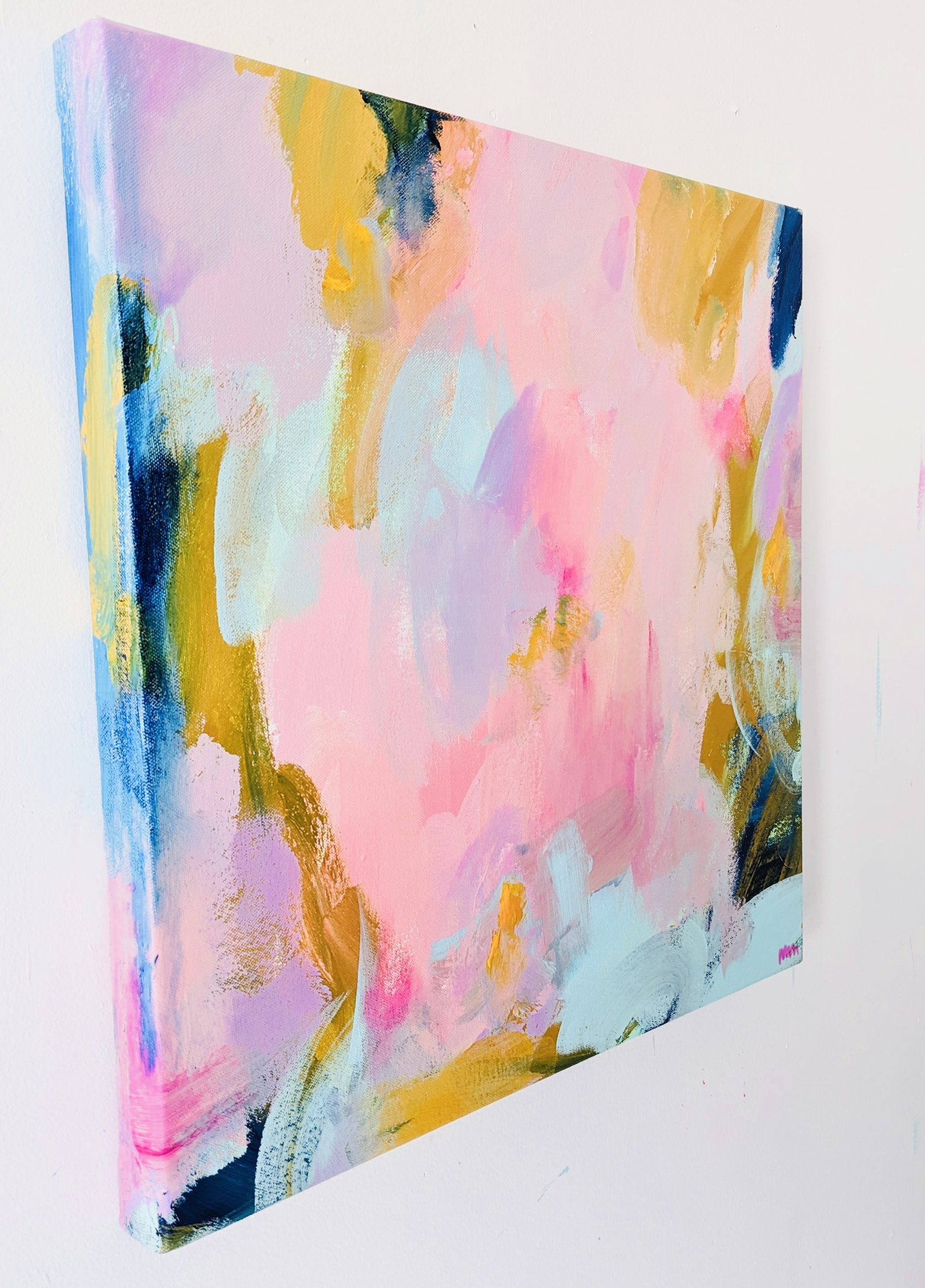 Pxl 20230427 034428502~2 2