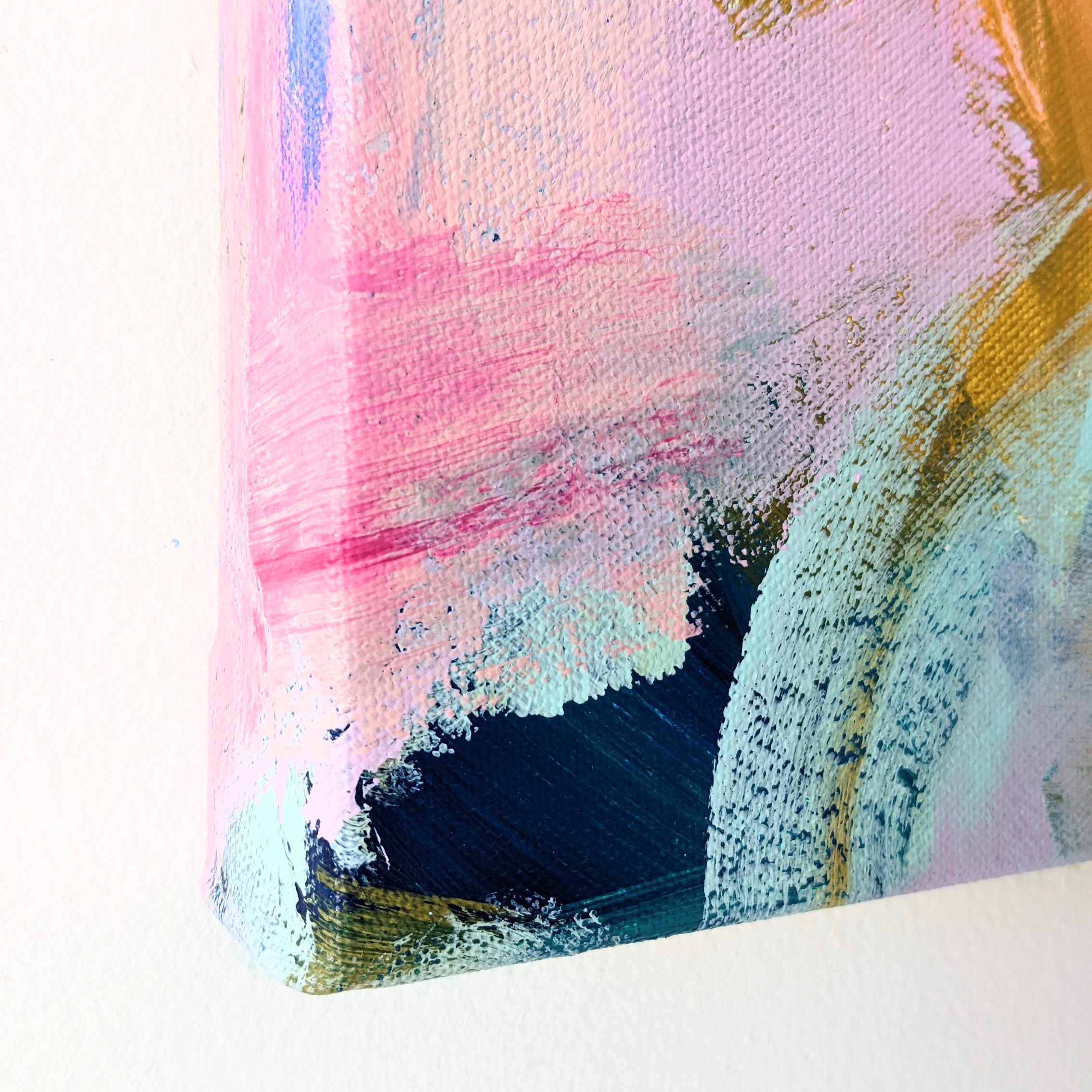 Pxl 20230427 034352363