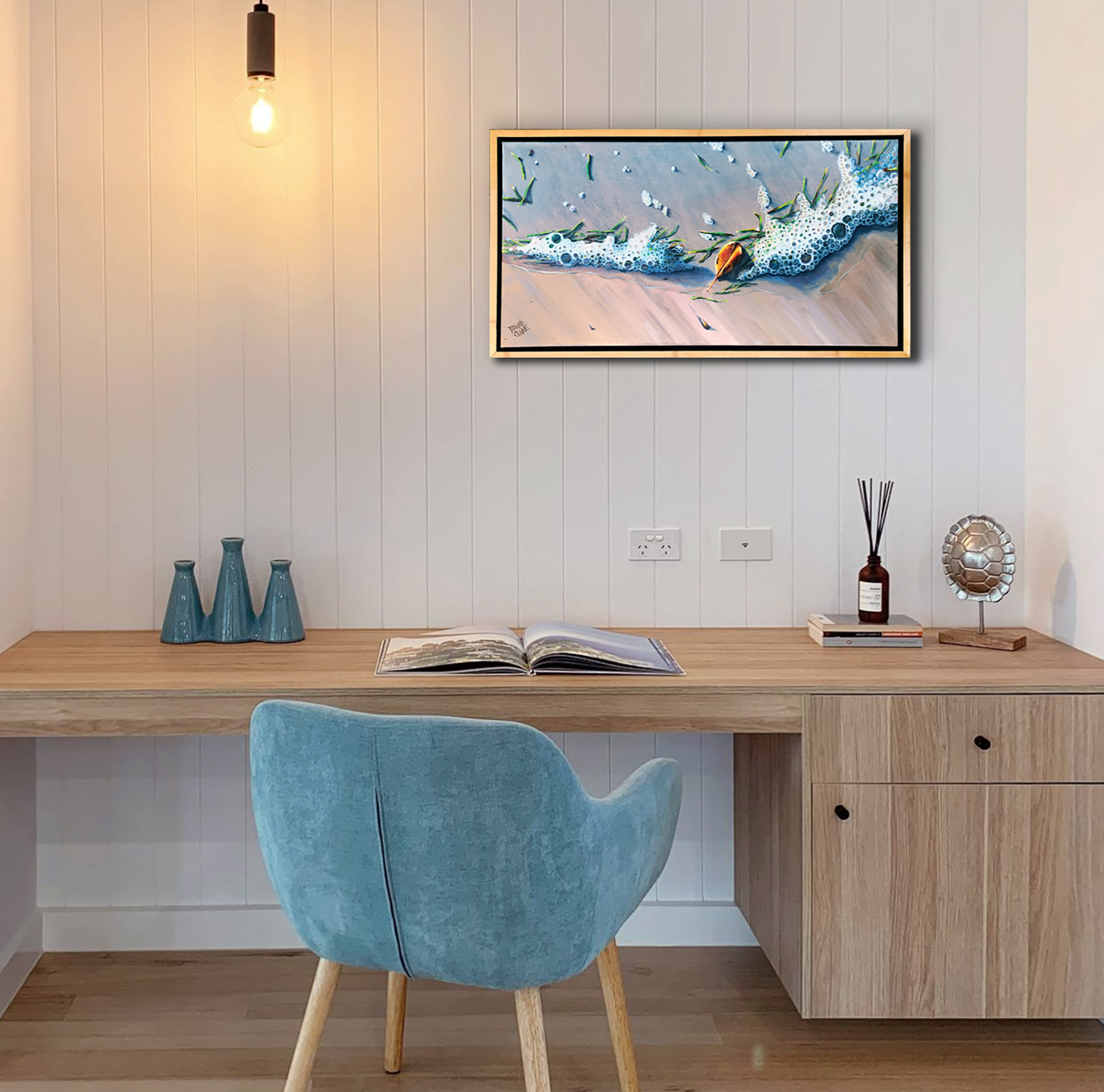 Bribie Shoreline With Leaf Mock Hr