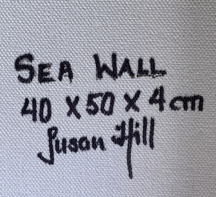 Sea Wall Square Size:sig