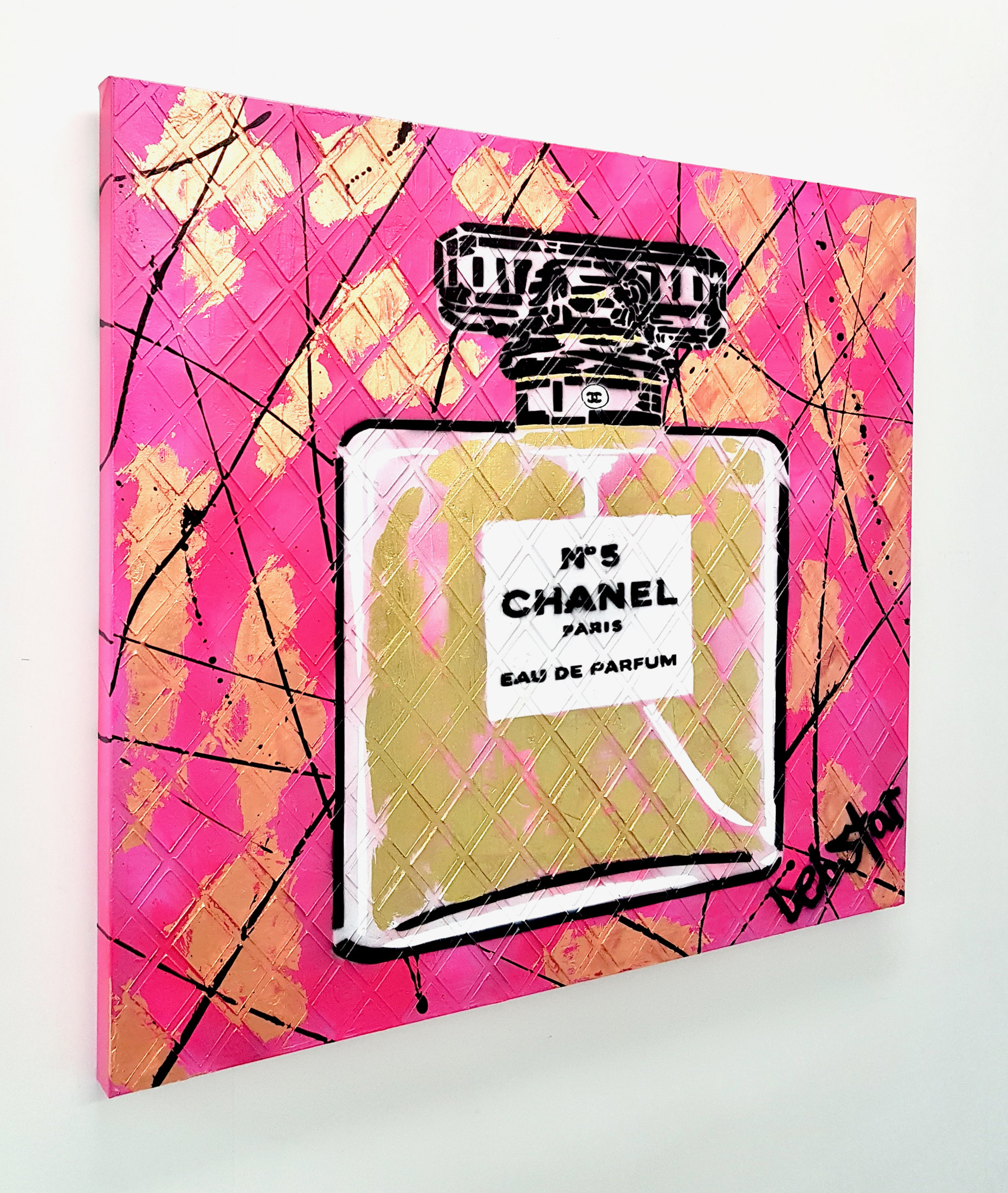 Chanel No5 Perfume Bottle Pink Xl Pop Art Deborah Lang Art Urban Canvas 3