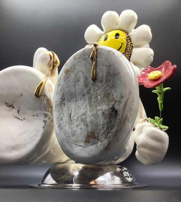 Stephen Baxter Flower Power Smiley Face Sticky Fingers Front Detail 3 600x670