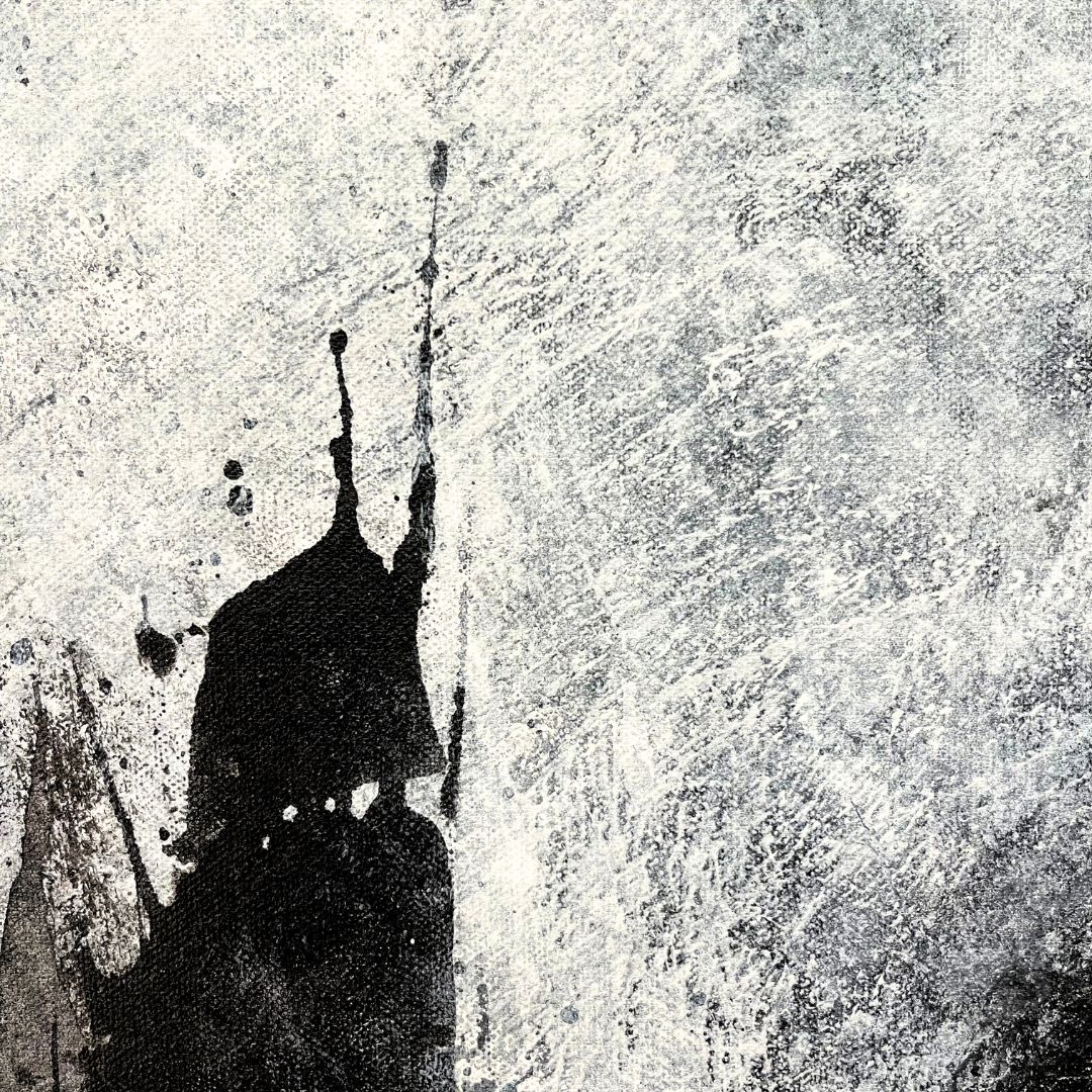 4. Black & White Small Close Up 2