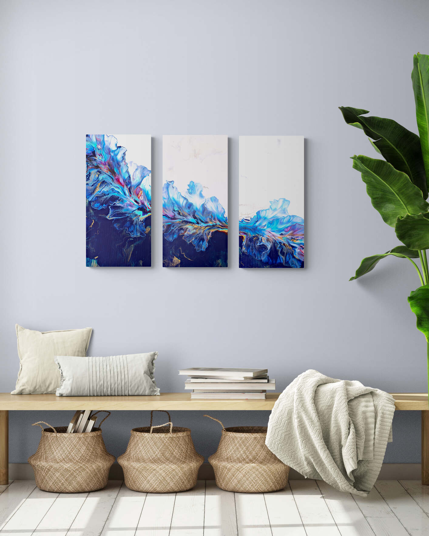 Blue Melody Triptch Bench With Plant