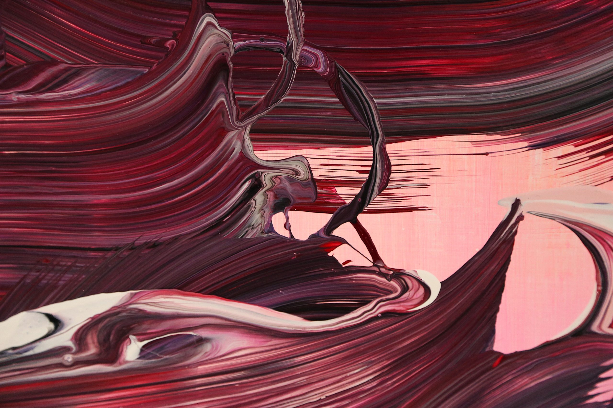 Striking Emabrace Detail 1