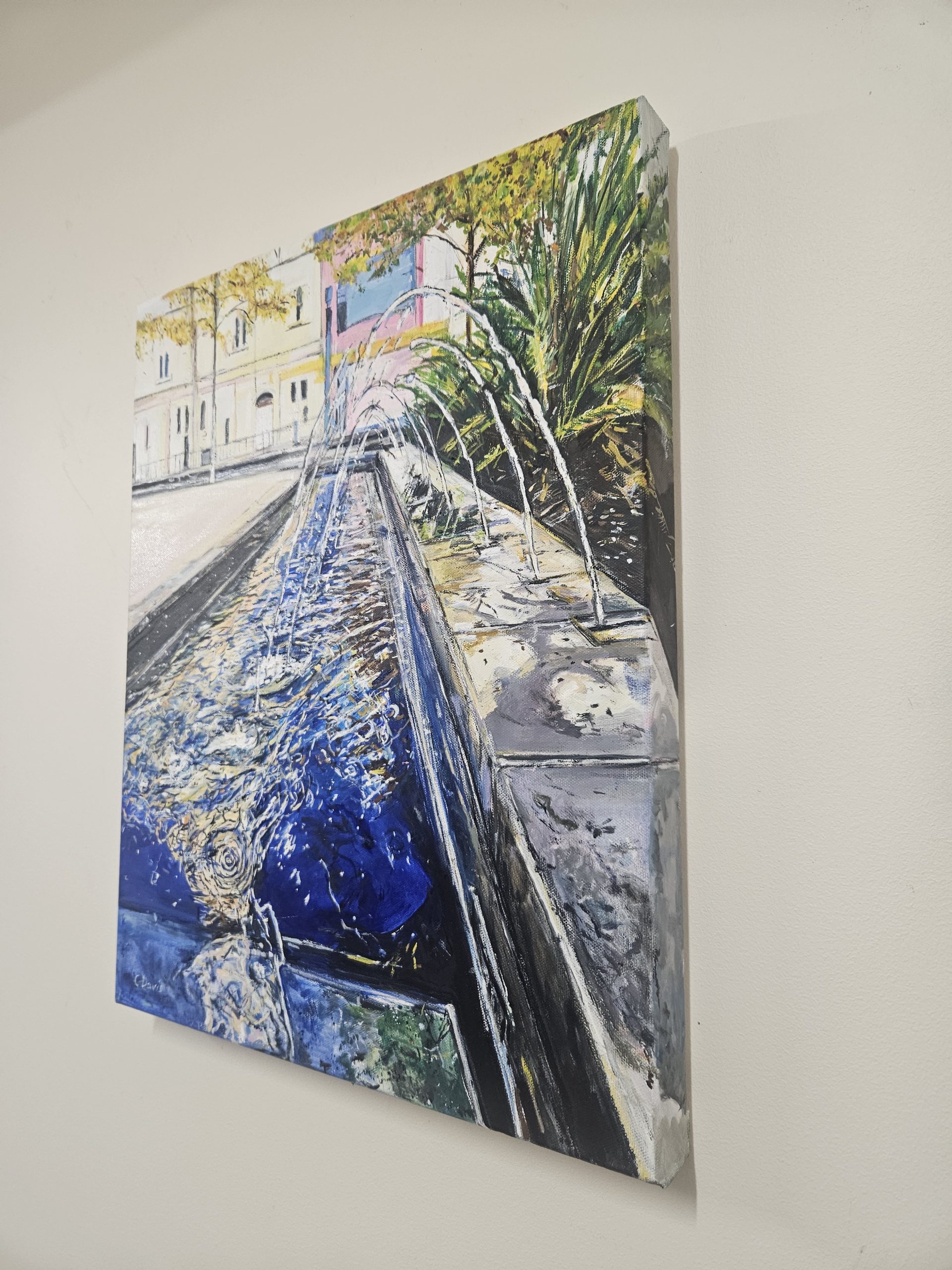 Fountain On North Terrace Edges