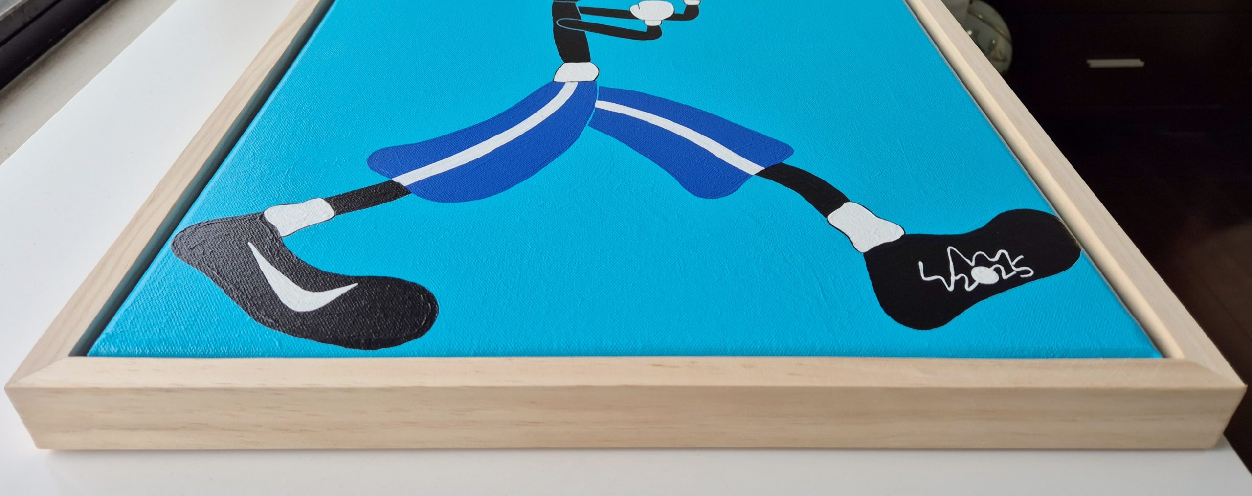 The Boxer 2025 Framed Table Indoor (2)