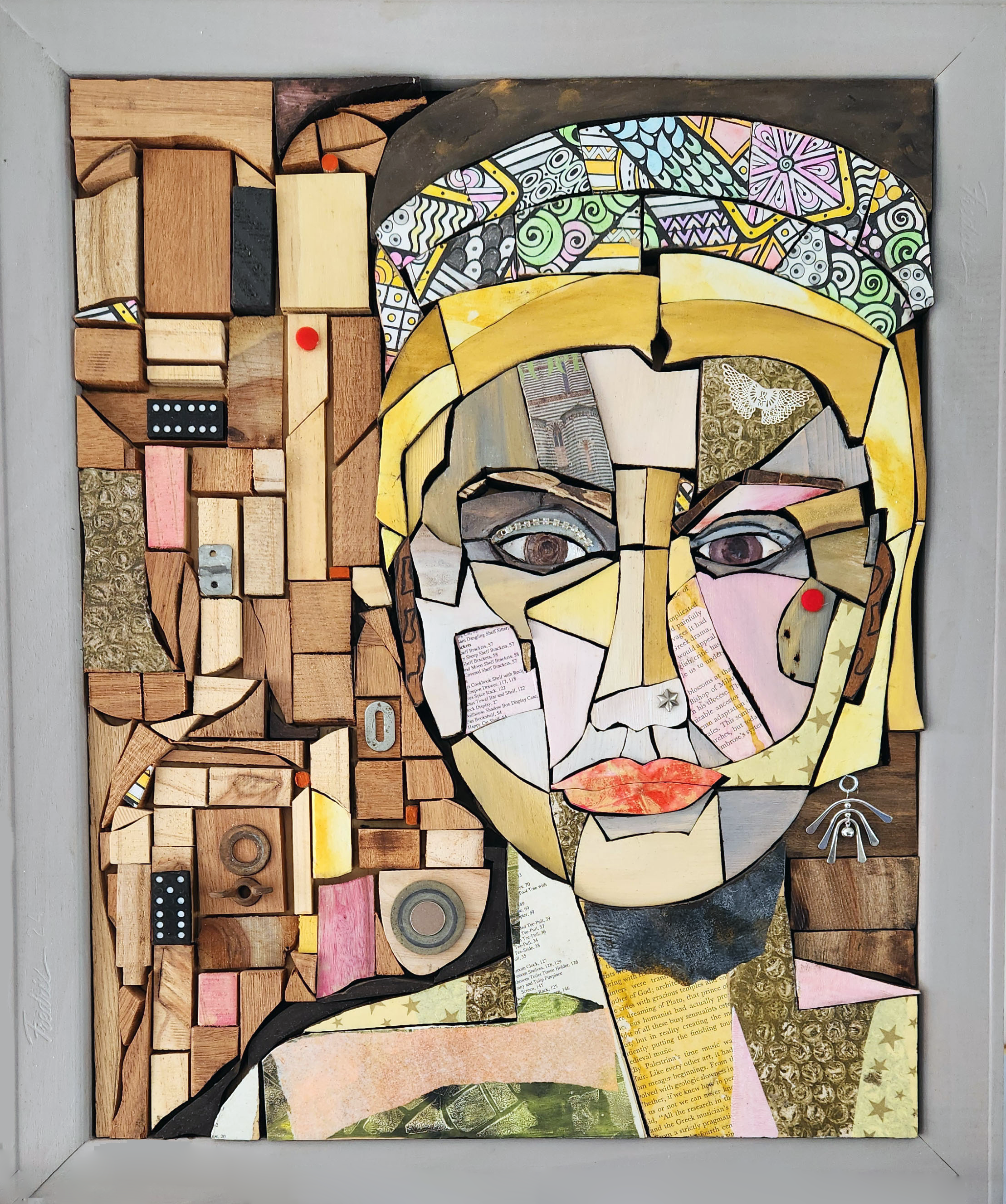 Face Of Fragments By Susanne Bianchi