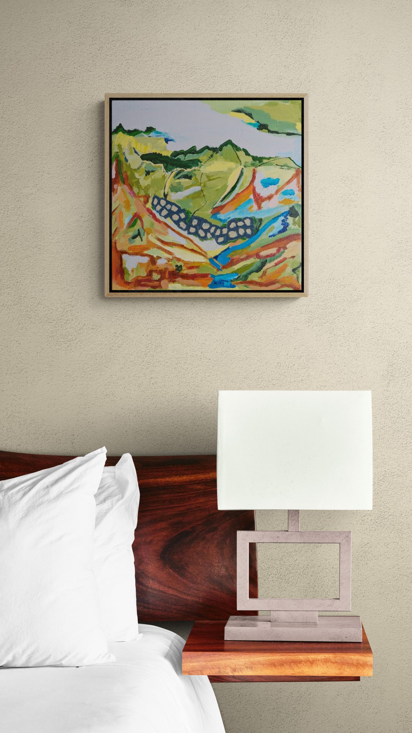 Close Up View Of Bed And Lamp (5)