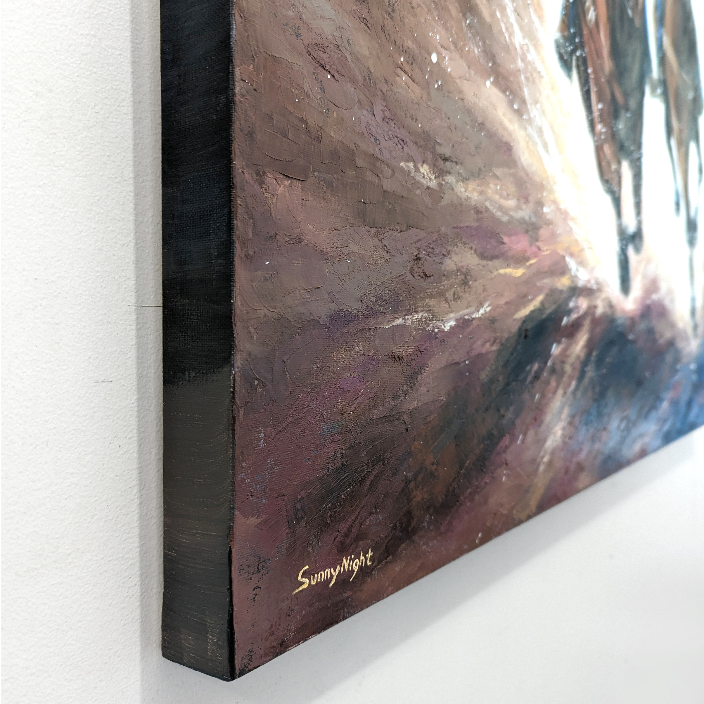 Pxl 20240523 042947610.mp~2