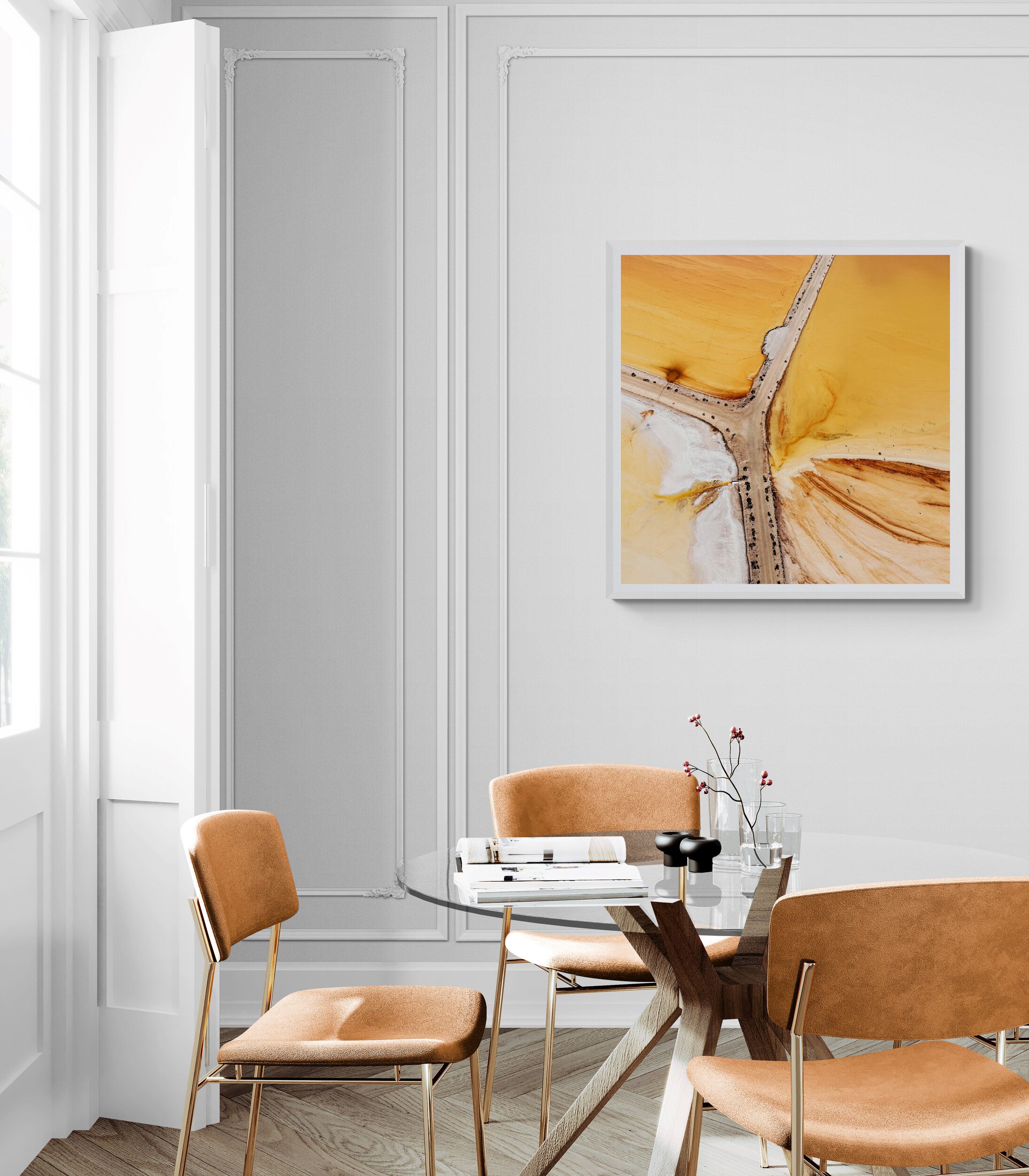 Stylish Dining Room With Fancy Light