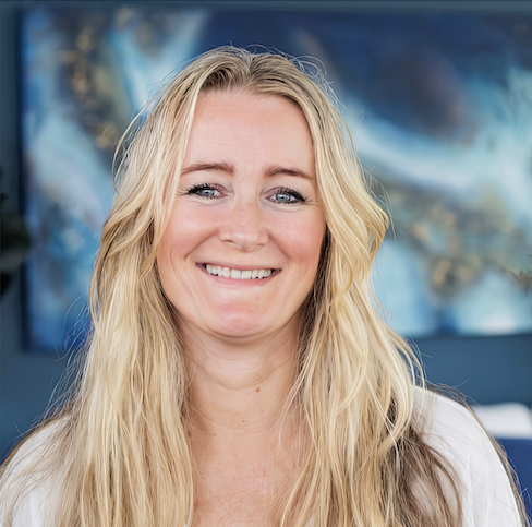 Australian Artist Petra Meikle2