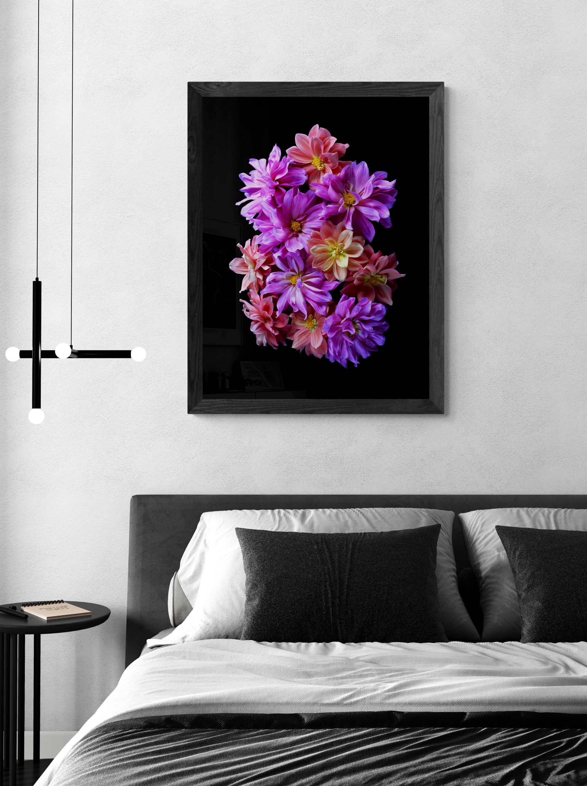 Minimal Bedroom With Hanging Lights (55)