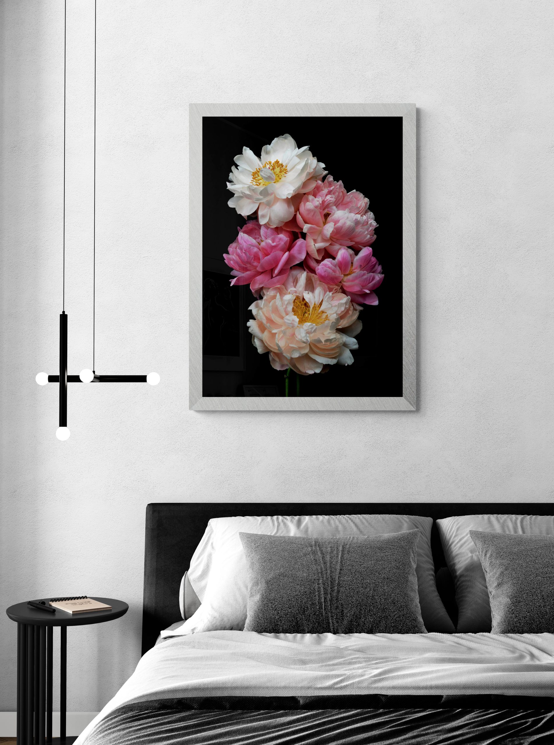 Minimal Bedroom With Hanging Lights (58)