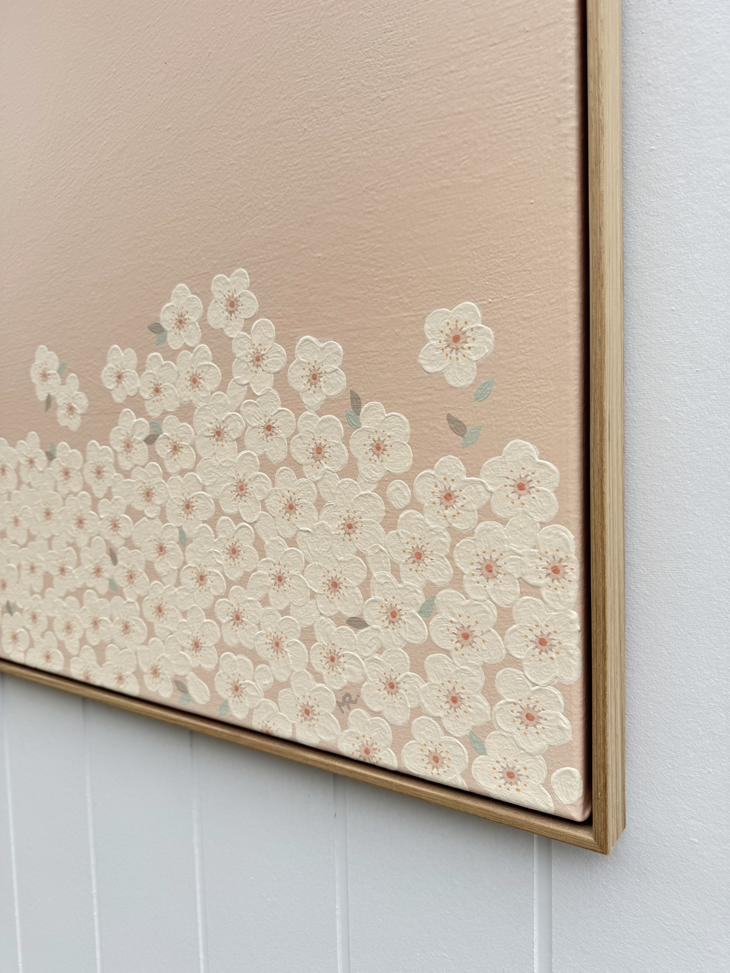 Min Ray Minimalist Abstract Interior Quiet Bloom Soft Sugar Side