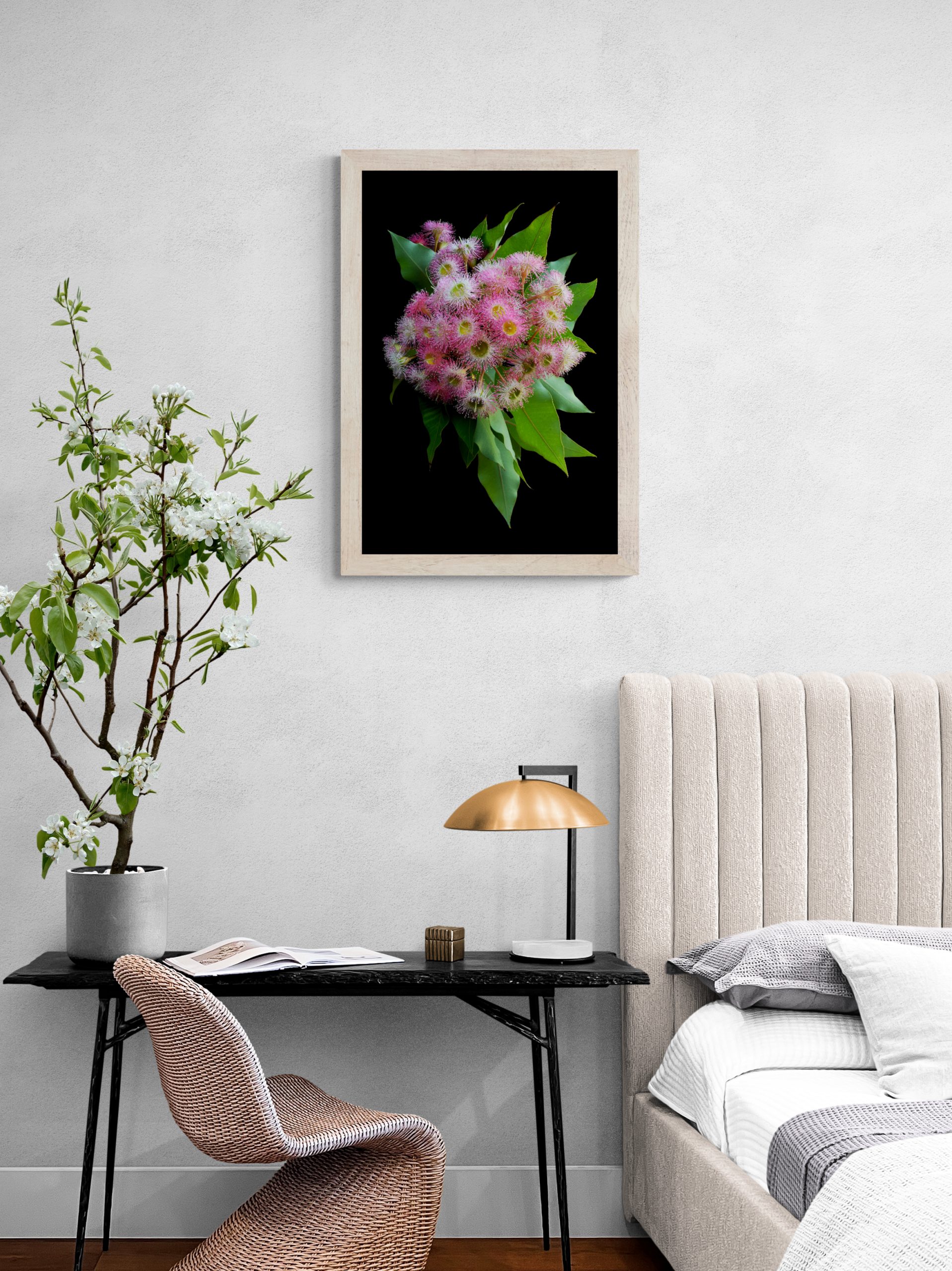 Bohemian Style Bedroom With Large Plant (7)