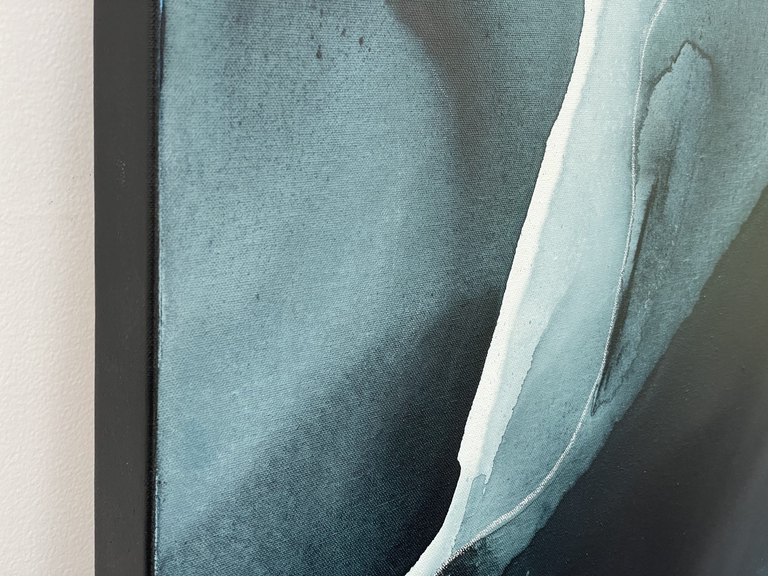 Dazzling Blue 2 (edge)