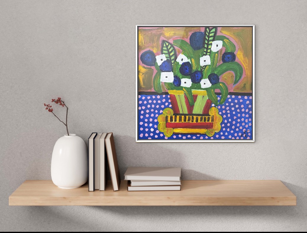 Stilllifewithwhitesquareflowerssetting